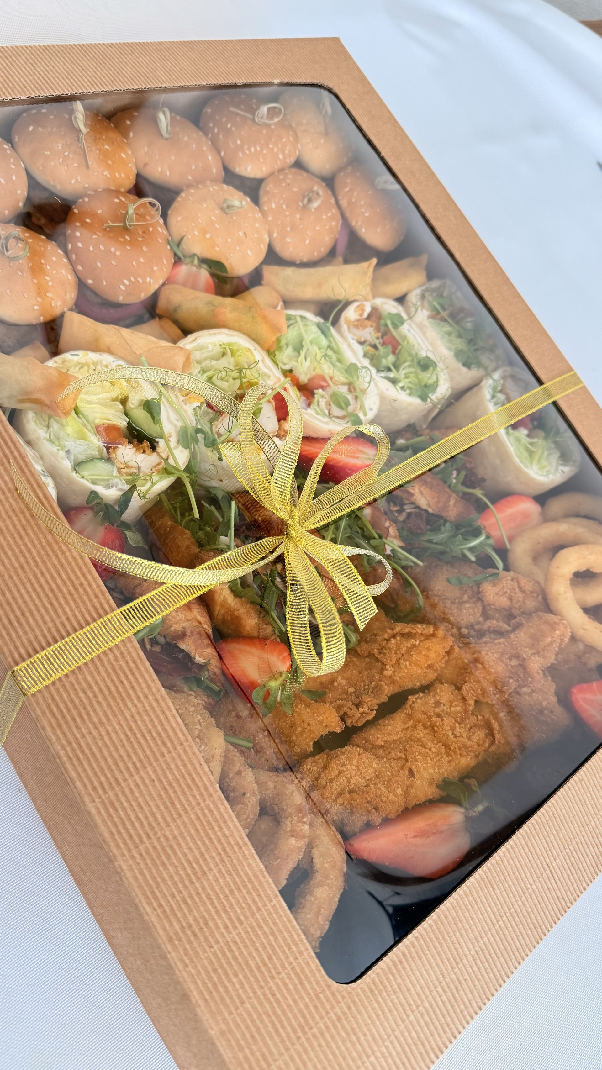 Boxy z przekąskami Restauracja Tartak